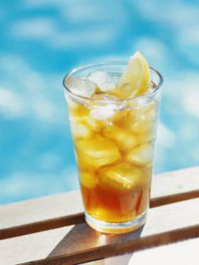 Iced Tea and Lemonade: Summer in a Glass There's nothing like a cold drink on a hot summer day