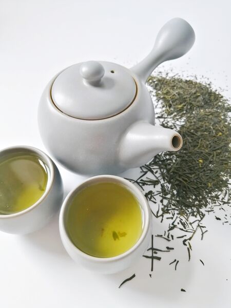Sencha Tea Guide: Japanese Origins and Preparation The best ways to prepare it - As I have said throughout all of my posts for this on-going series it is always best to prepare traditional Japanese teas in teaware that is also traditional to them, like this kyusu.