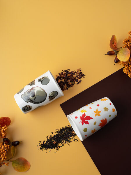 How to Brew Tea with Style and Ease The double-walled design means your tea stays warmer while keeping the outside of the mug a more moderate, and easy to handle the temperature. Any tea-lover is sure to appreciate this elegant meeting of form, function, and fun.