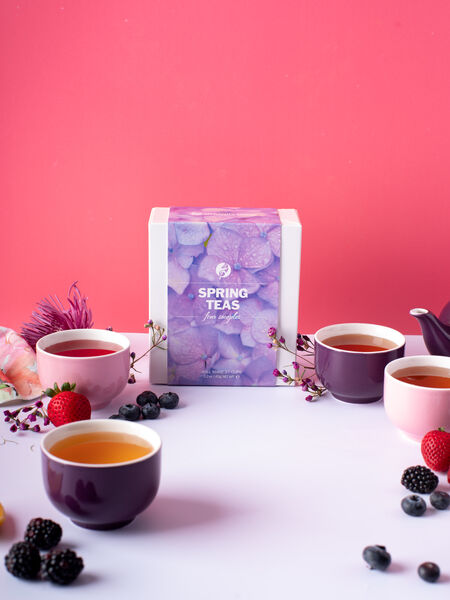 Enjoy loose tea anytime with this elegantly simple ceramic teapot. A large infuser basket provides ample room for the leaves to unfurl, affording a fully infused, flavorful cup. Not only does it make great-tasting tea, but, when not in use, it has been known to turn heads. Glazed white inside.